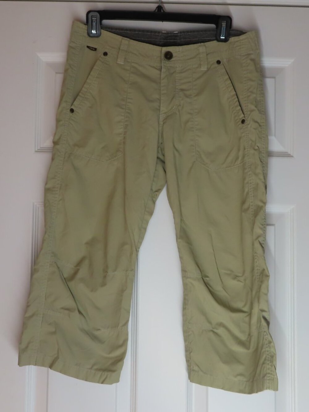 Kuhl Floral Embroidered Crop Capri Pants Size 4 Gorpcore Hiking Outdoors Pockets